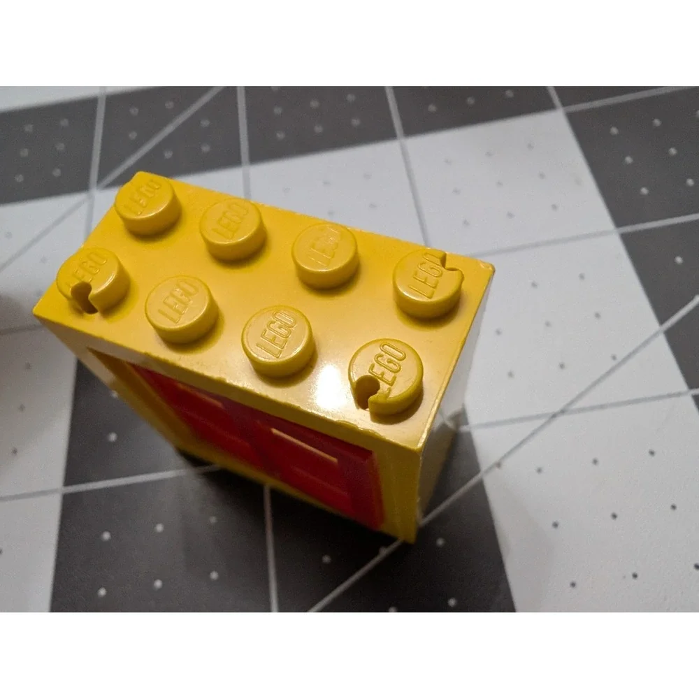 Lego‎ Branded Window & Door lot two yellow red replacement part
